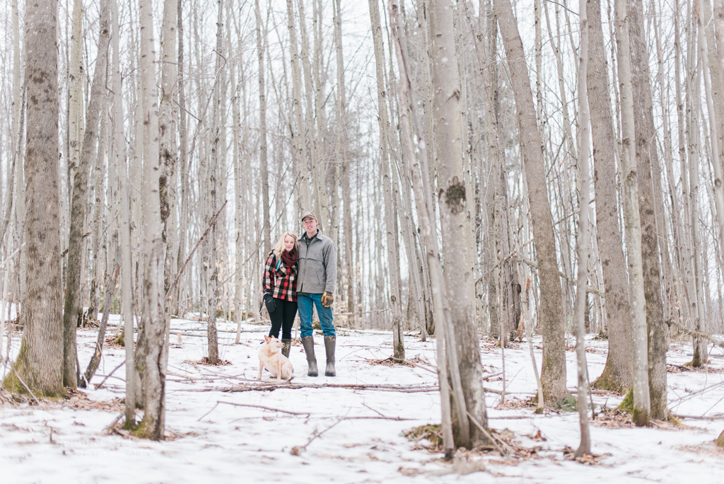 woods walk stowe vermont engagment session